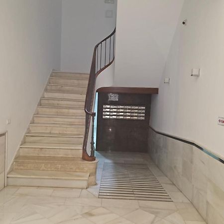 Chic Casa Cathedral At Calle Fresca 2-Bedroom Apartment In Malaga City Center Eksteriør billede