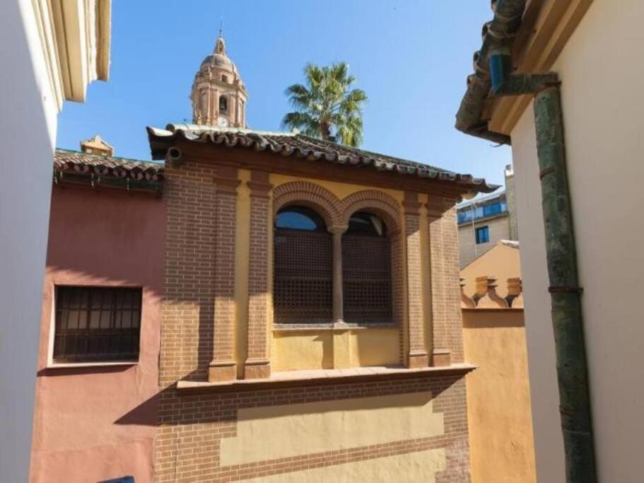 Chic Casa Cathedral At Calle Fresca 2-Bedroom Apartment In Malaga City Center Eksteriør billede