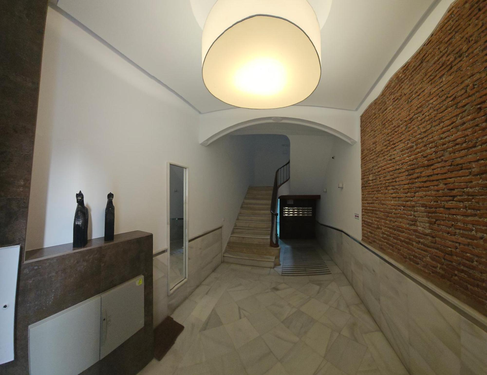 Chic Casa Cathedral At Calle Fresca 2-Bedroom Apartment In Malaga City Center Eksteriør billede